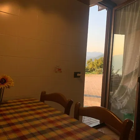 A Luino - Casa Di Adele Montegrino Valtravaglia