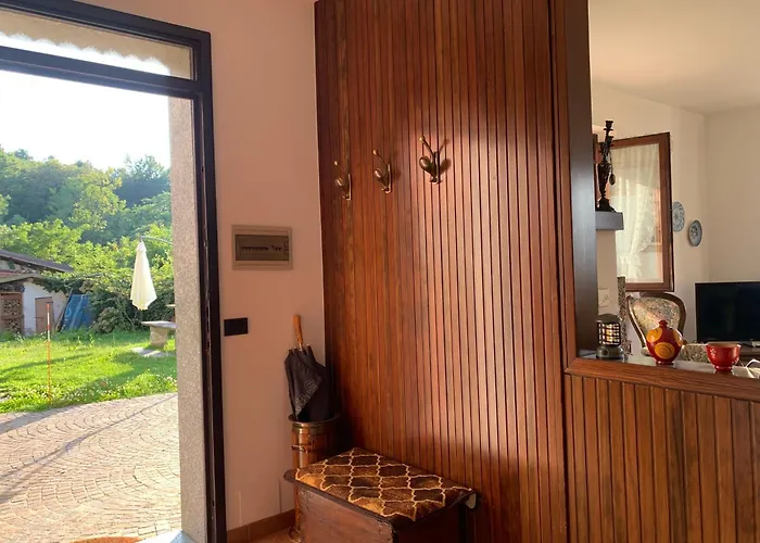 A Luino - Casa Di Adele