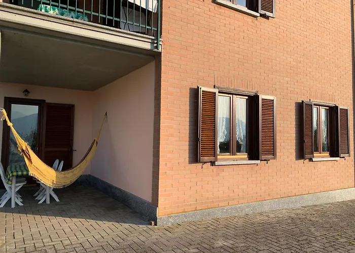 A Luino - Casa Di Adele