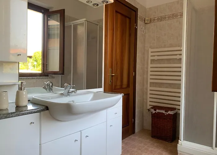 A Luino - Casa Di Adele Montegrino Valtravaglia